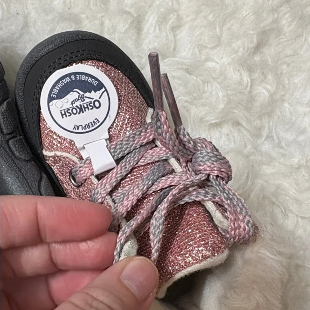 NWT Osh Kosh B’Gosh Pink Ramira Toddler Size 4 Boots